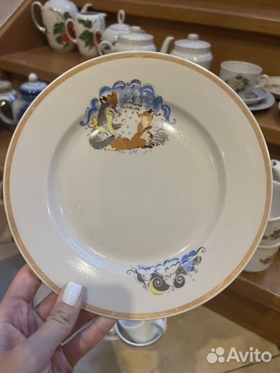 Тарелка Дулево