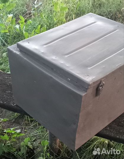 Ящик металлический