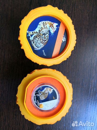 Памятная монета Бенгальский кот 2012