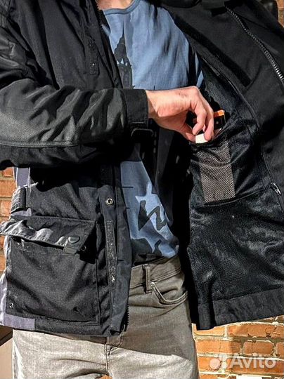 Мотокуртка Triumph