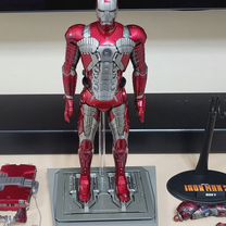 Hot Toys Iron Man 2 mark V 1:6