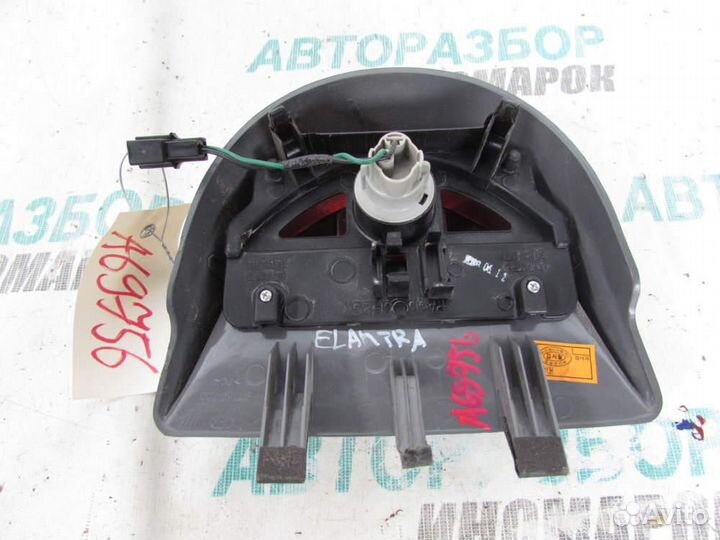 Фонарь задний для Hyundai Elantra 3 2000-2005г