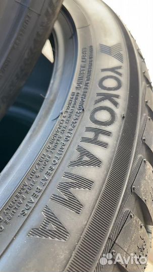 Yokohama BluEarth Winter V905 285/30 R21 105V