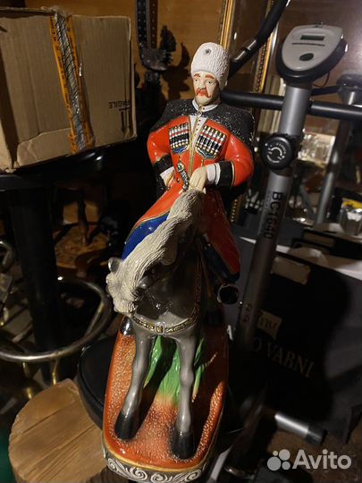 Статуэтка казак на коне