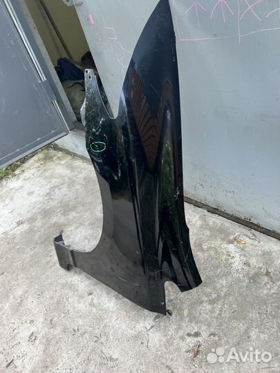 Крыло переднее левое Honda Civic 4D