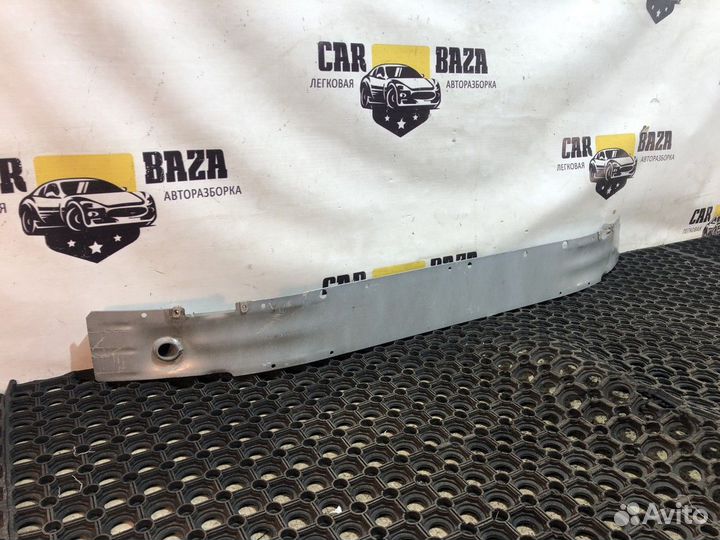 Усилитель переднего бампера Opel Insignia