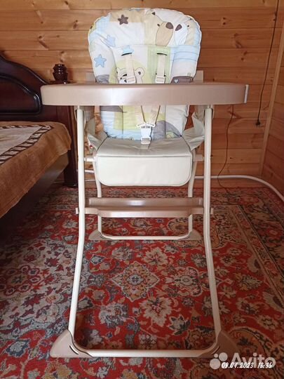 Стульчик для кормления