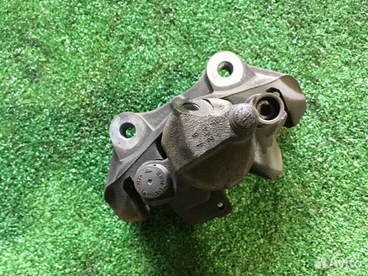 Суппорт задний левый Mercedes-Benz R-Class W251