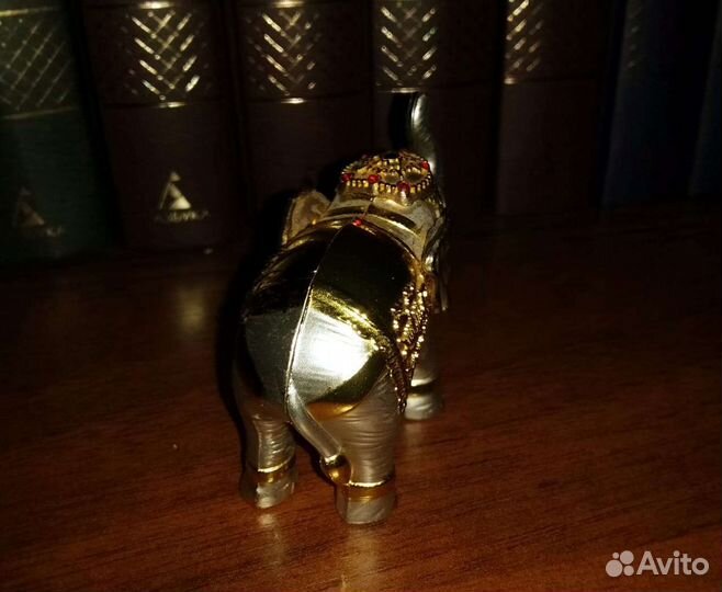 Статуэтка, декоративная фигурка - слон