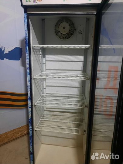 Холодильная витрина бу