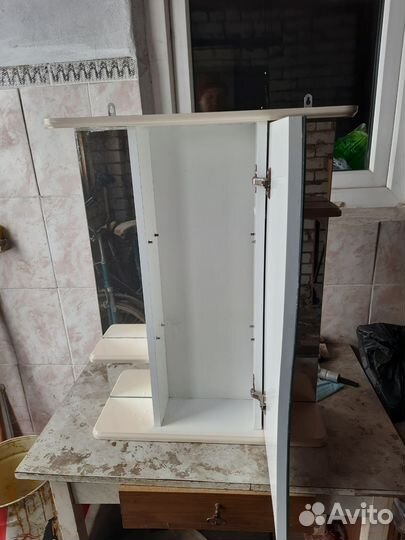 Зеркало шкаф в ванную