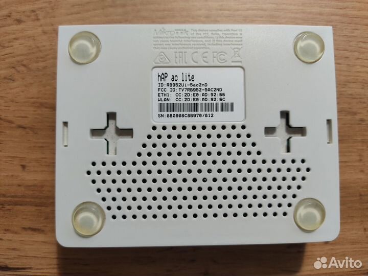 WI-FI Маршрутизатор Mikrotik hAP ac lite (RB952Ui