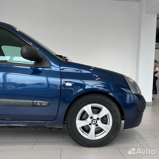 Renault Clio, 2003
