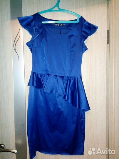 Платье (новое)