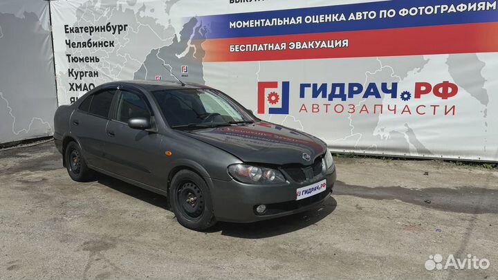 Торпедо Nissan Almera (N16) 68200-BN900