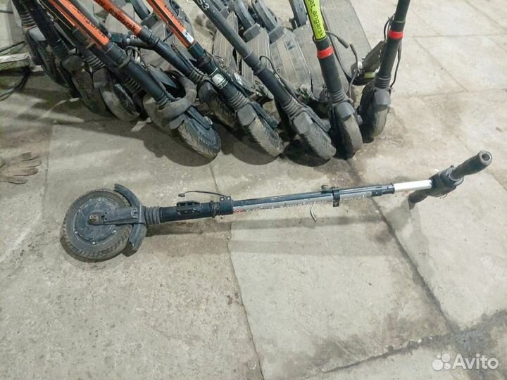 Продам электросамокаты