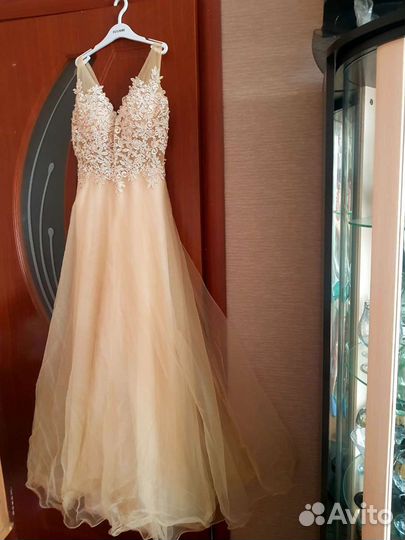 Платье на выпускной размер 42 44