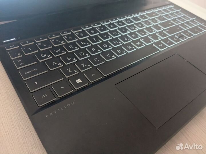Игровой ноутбук HP pavilion core i5-8/GTX 1050/1tb