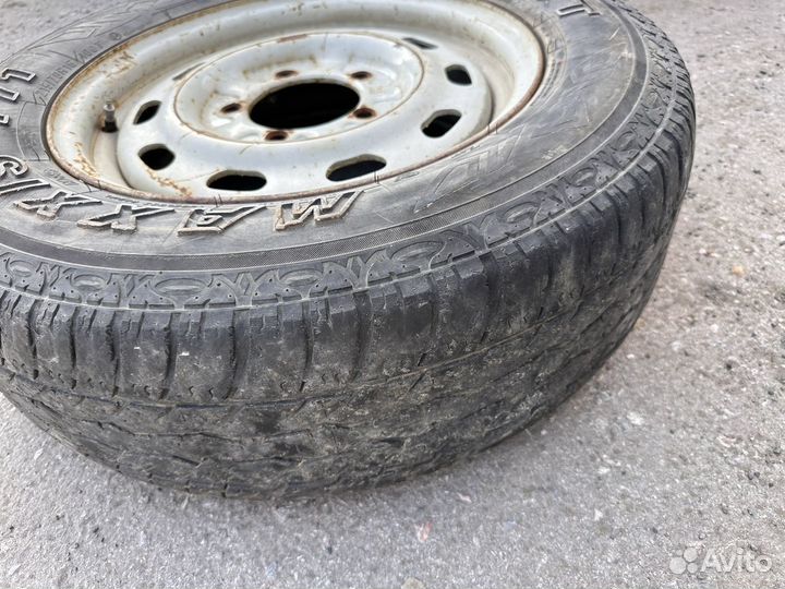 Запасное колесо УАЗ