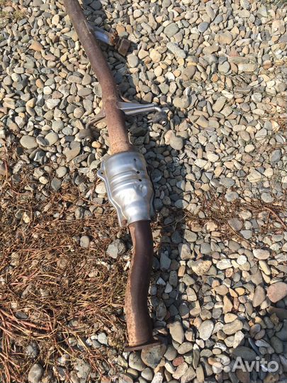 Toyota rav 4 2004 средняя часть глушителя 2.0