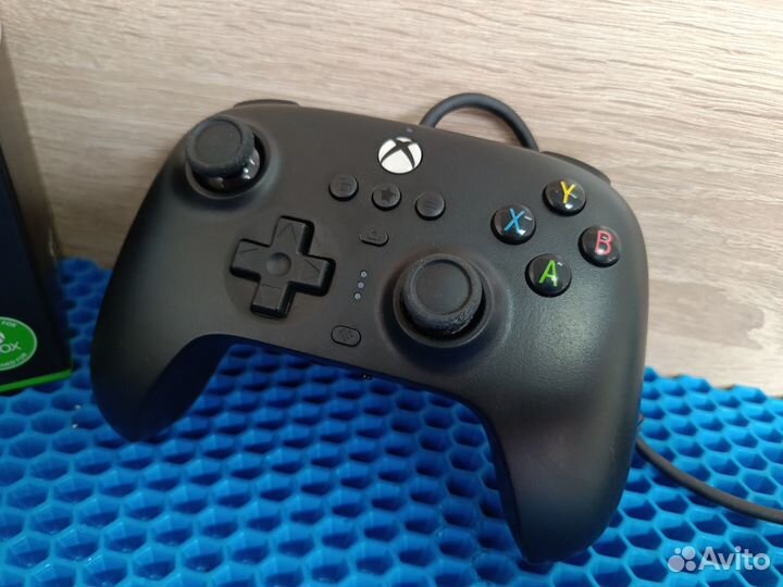 Геймпад от 8BitDo для Xbox Series/One/пк