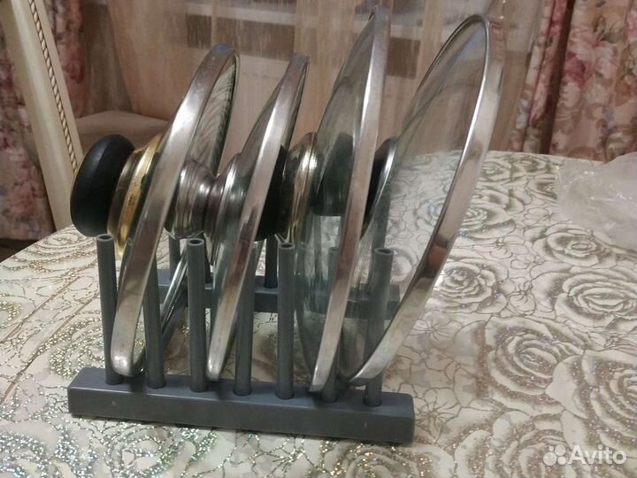 Подставка для крышек от кастрюль