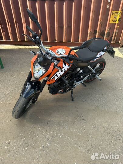 Ktm duke 200