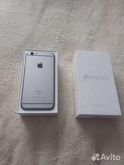 Телефон iPhone 6s