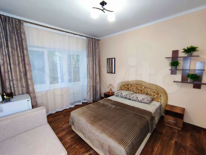 Комната 18 м² в 7-к., 2/2 эт.