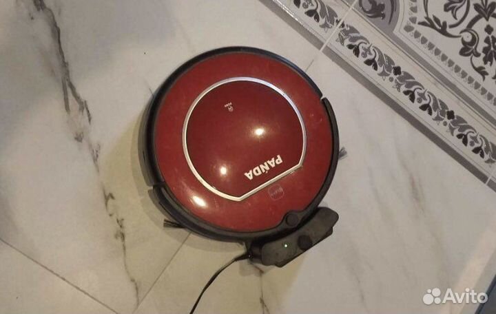 Робот пылесос panda