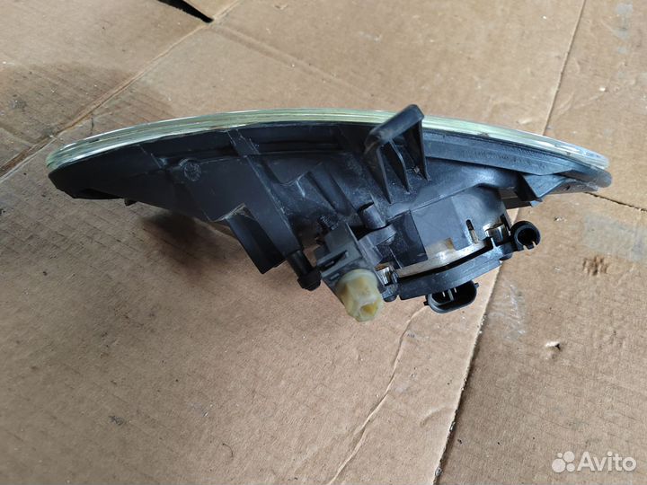 Фара противотуманная Mercedes-Benz w221