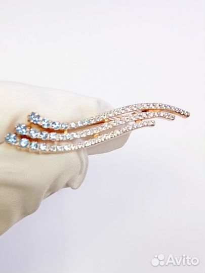 Брошь с синтетическим камнем Золото