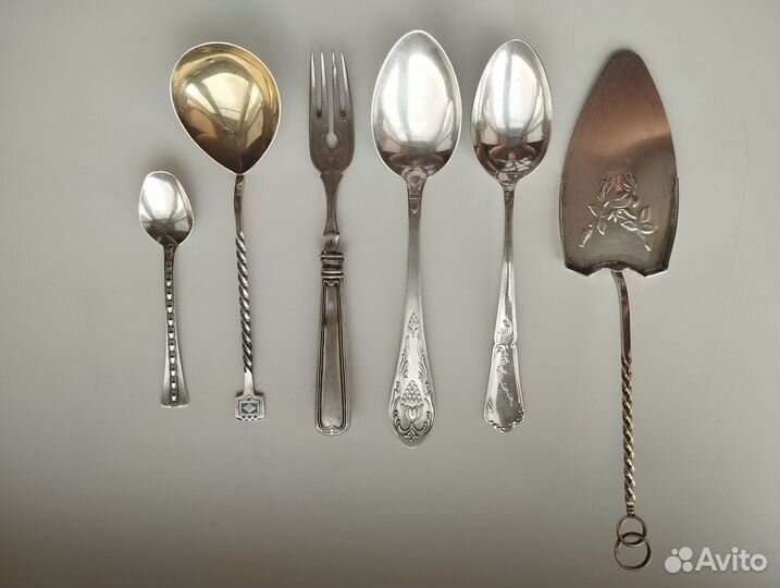 Столовые приборы Серебро