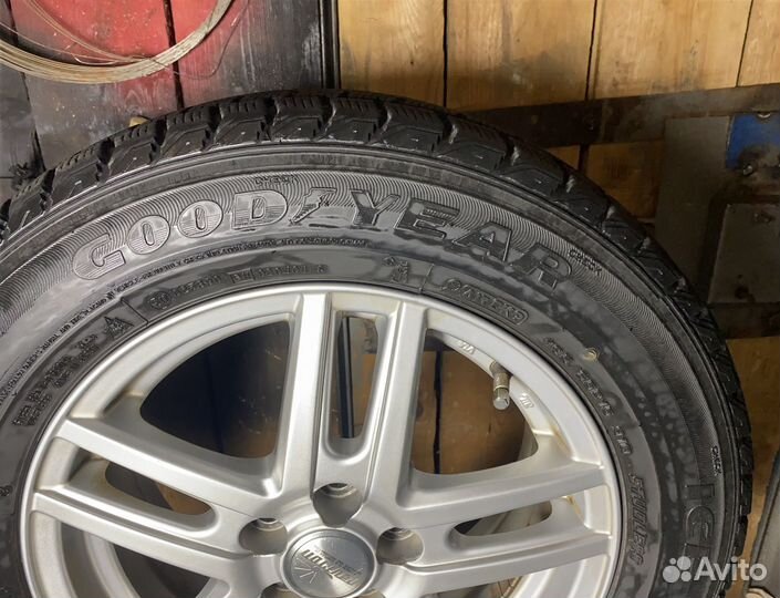 Коплект колес 195/65/15