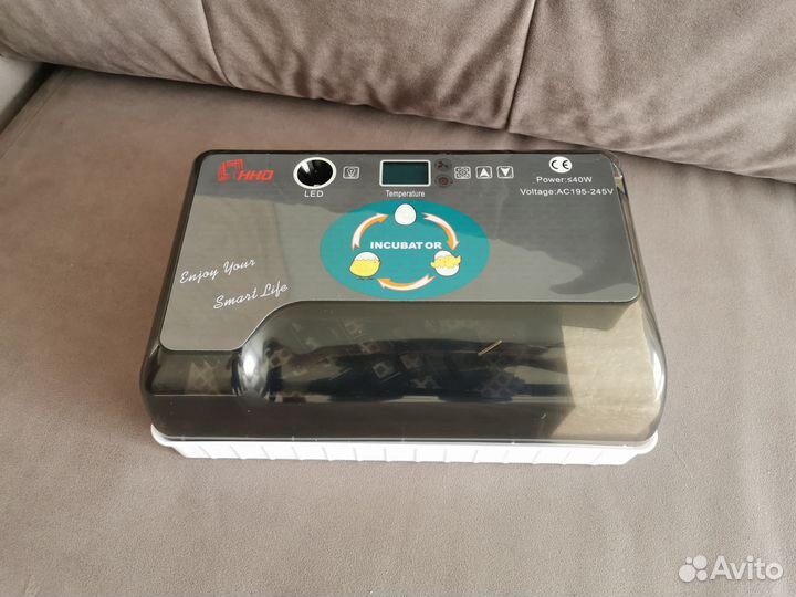 Инкубатор автоматический на 15 яиц