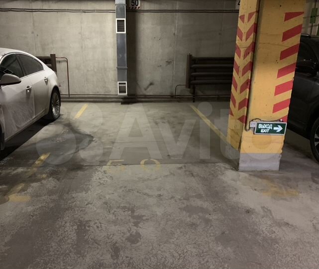 Машиноместо, 15 м²