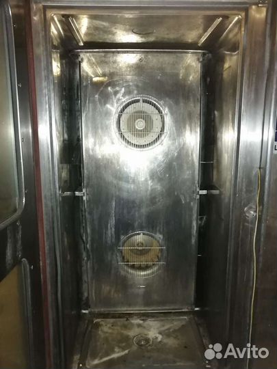 Пароконвекционная Печь