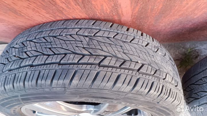 Continental CrossContact LX 215/60 R17