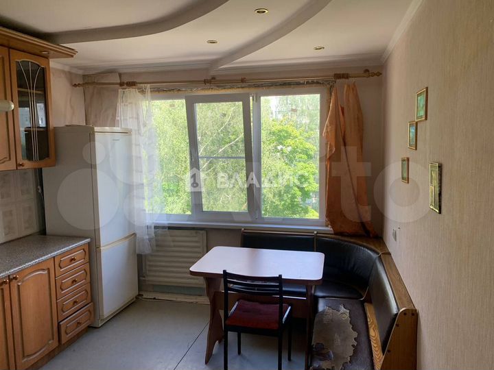 2-к. квартира, 50 м², 5/5 эт.