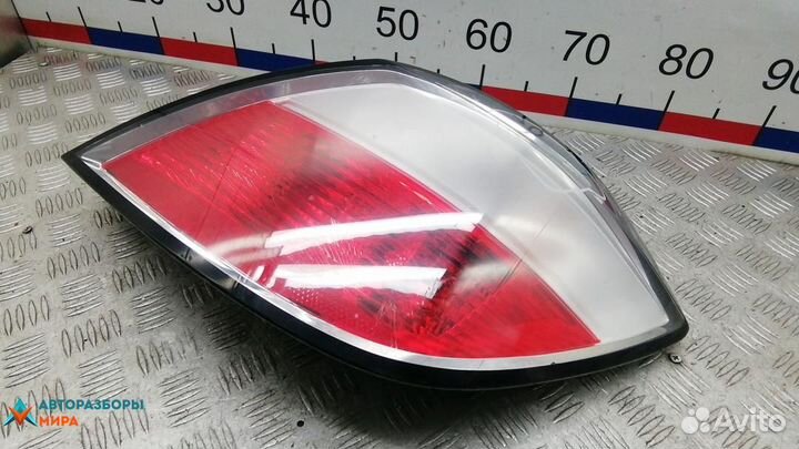 Фонарь задний правый Opel Astra H 2007