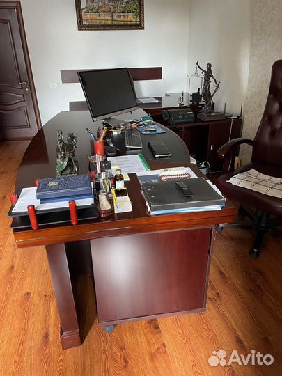 Комплект мебели для офиса