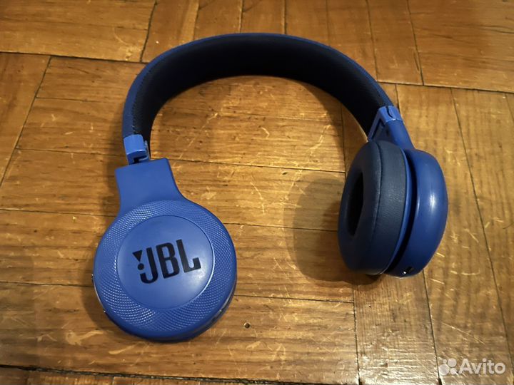 Наушники Jbl e45bt