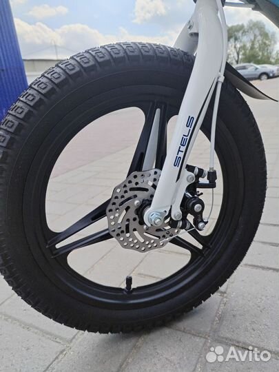 Велосипед двухколесный 16