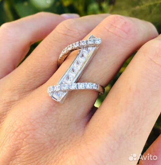 Серебряное кольцо