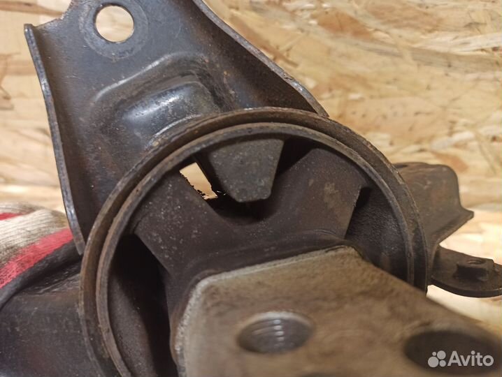 Подушка двигателя левая Kia Ceed ED