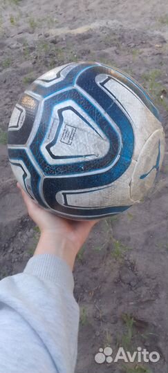 Футбольный мяч puma