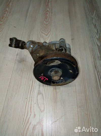 Насос гур гидроусилителя руля Nissan teana J31