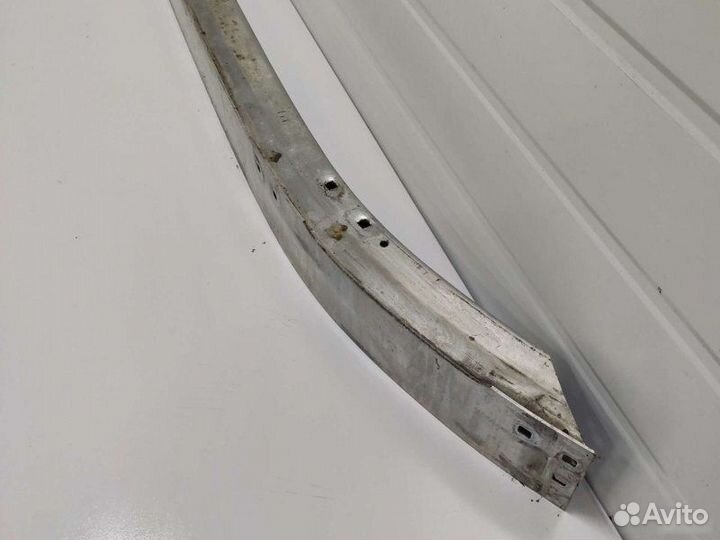 Усилитель бампера Mercedes C W203