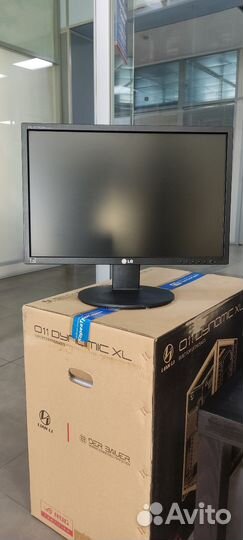 Монитор LG E2210SW