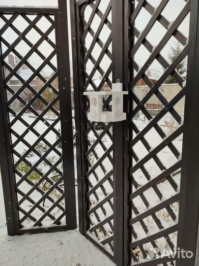 Кормушка для птиц из дерева